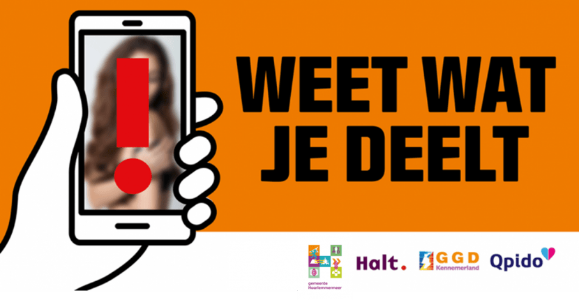 Afbeelding: grafisch vormgegeven smartphone met rood groot uitroepteken op scherm en ernaaast de tekst 'Weet wat je deelt'.