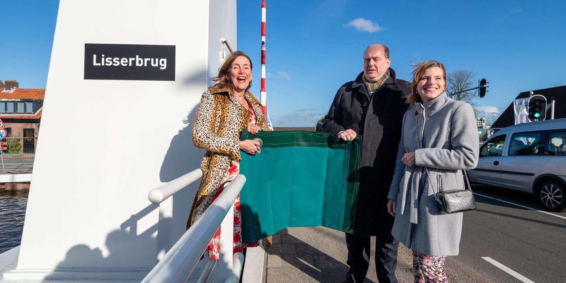 Op vrijdag 24 maart was de officiële heropening van de Lisserbrug