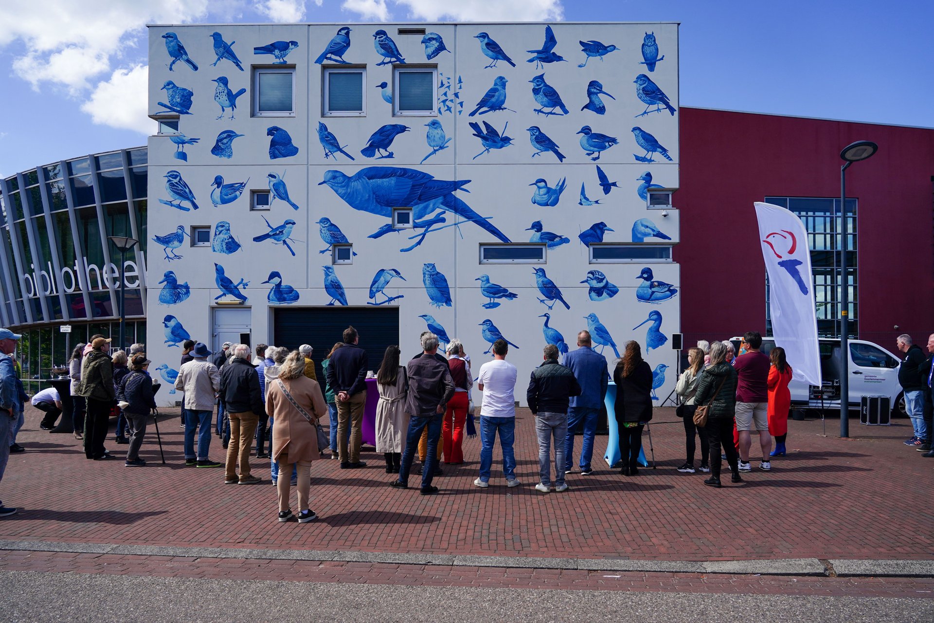 Kunstwerk op de muur bij Floriande.