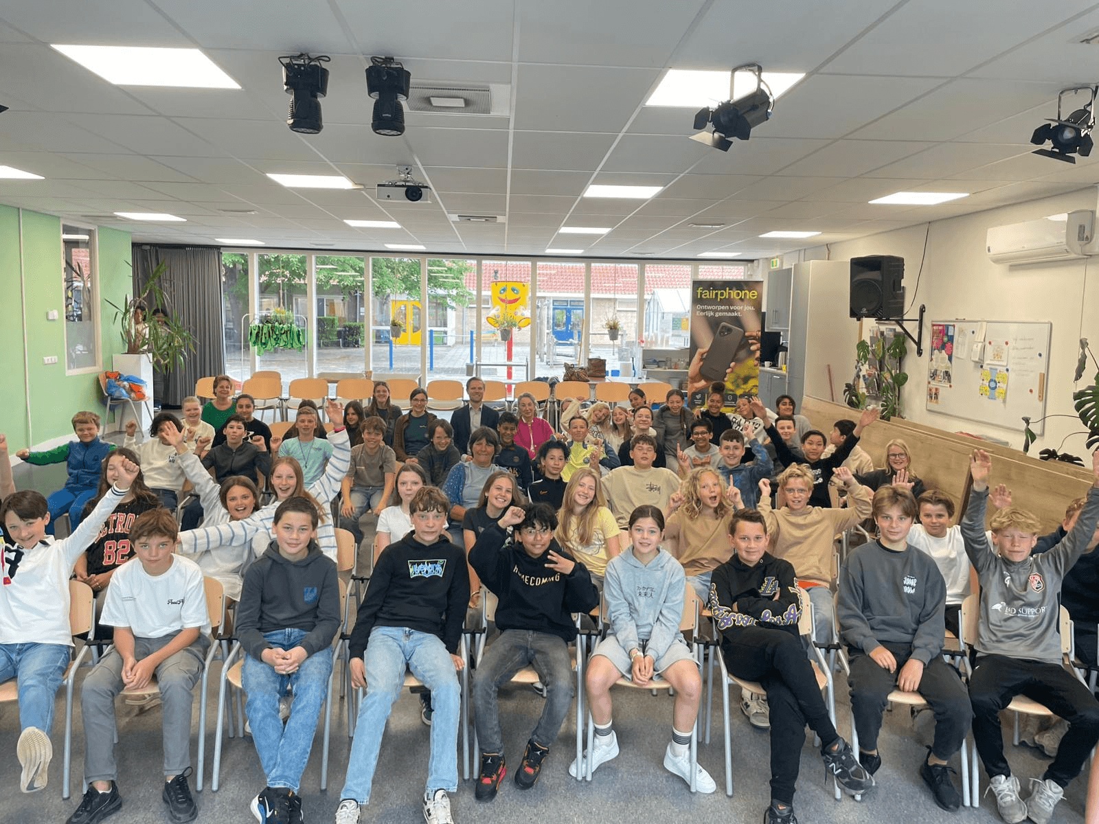 Tien basisscholen uit Haarlemmermeer nemen van 13 mei tot en met 5 juni deel aan de E-waste Race. 