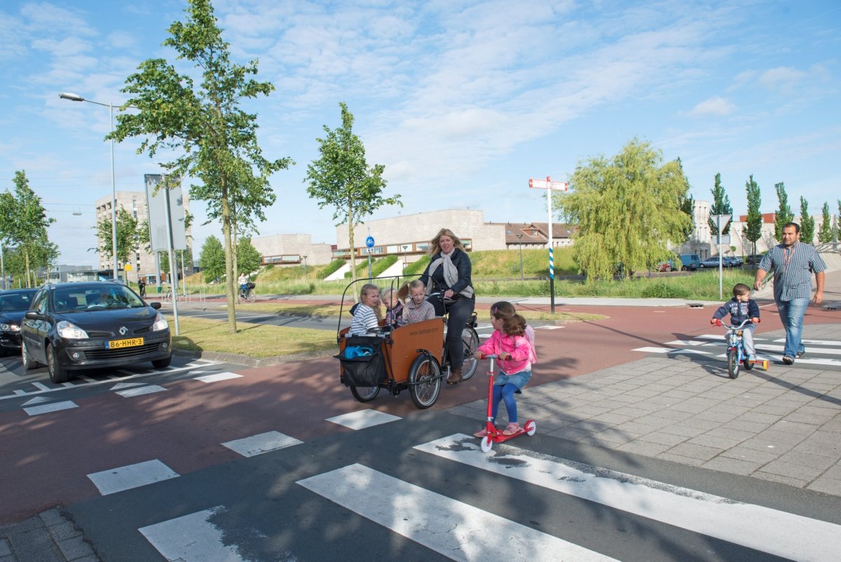 In het UPM van 2026 vraagt het college aan de gemeenteraad om in 2026 onder andere te investeren in verdere maatregelen om verkeersveiligheid te verbeteren. Foto: Lumen Photo