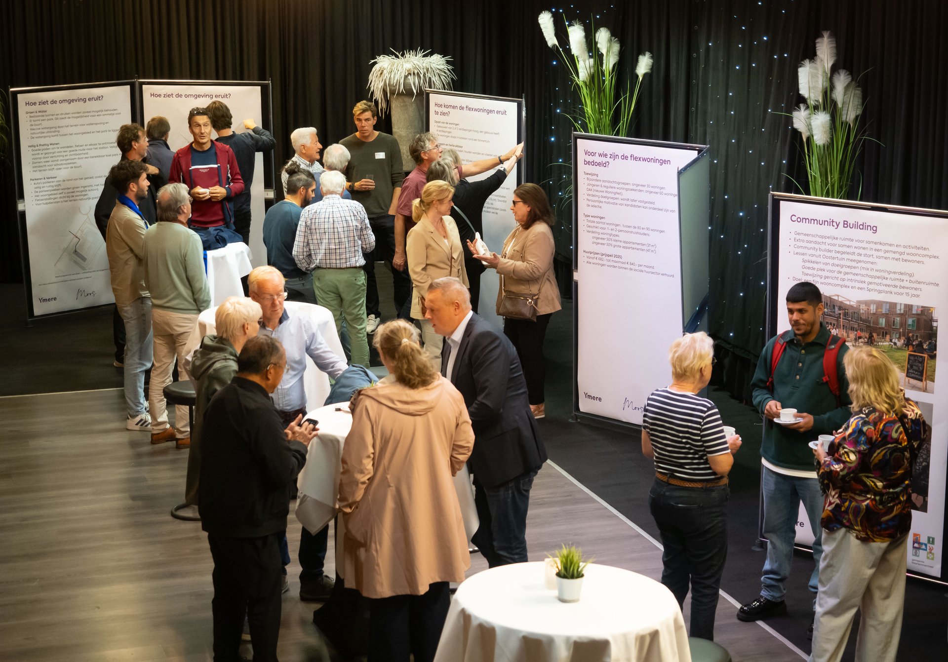 Gemeente en Ymere presenteren plannen voor flexwoningen Oosterdreef   