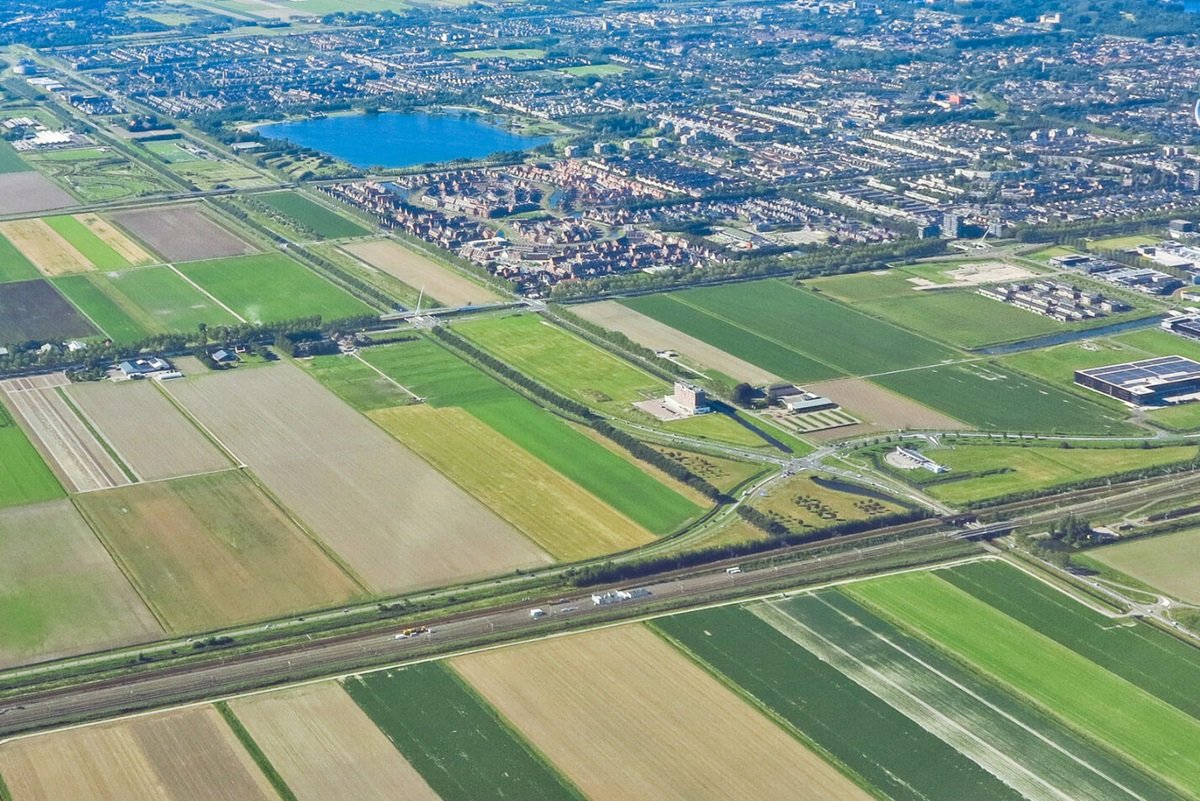 Luchtfoto van het gebied van Weg om de Zuid