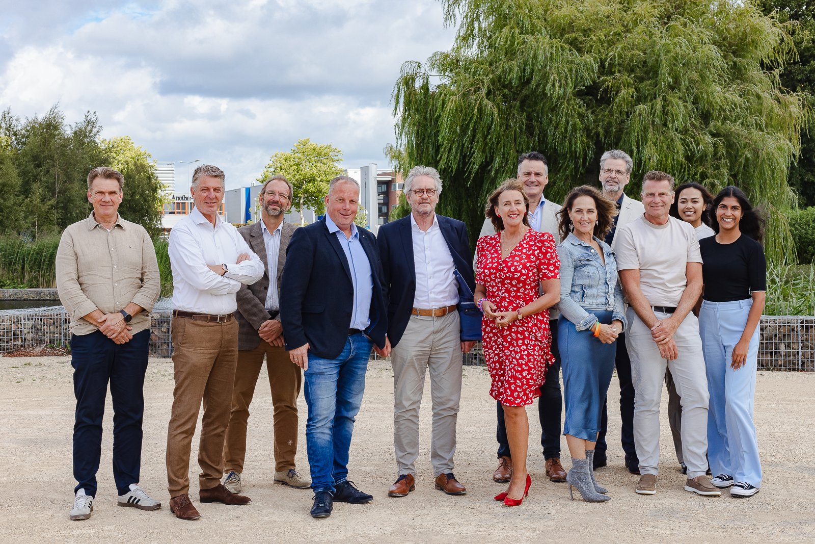 Marja Ruigrok, medewerkers van de gemeente en ondernemers van Businesspark.